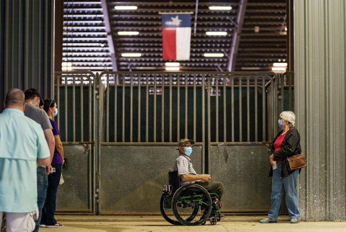 Here's what early voting in Texas looks like during an election unlike